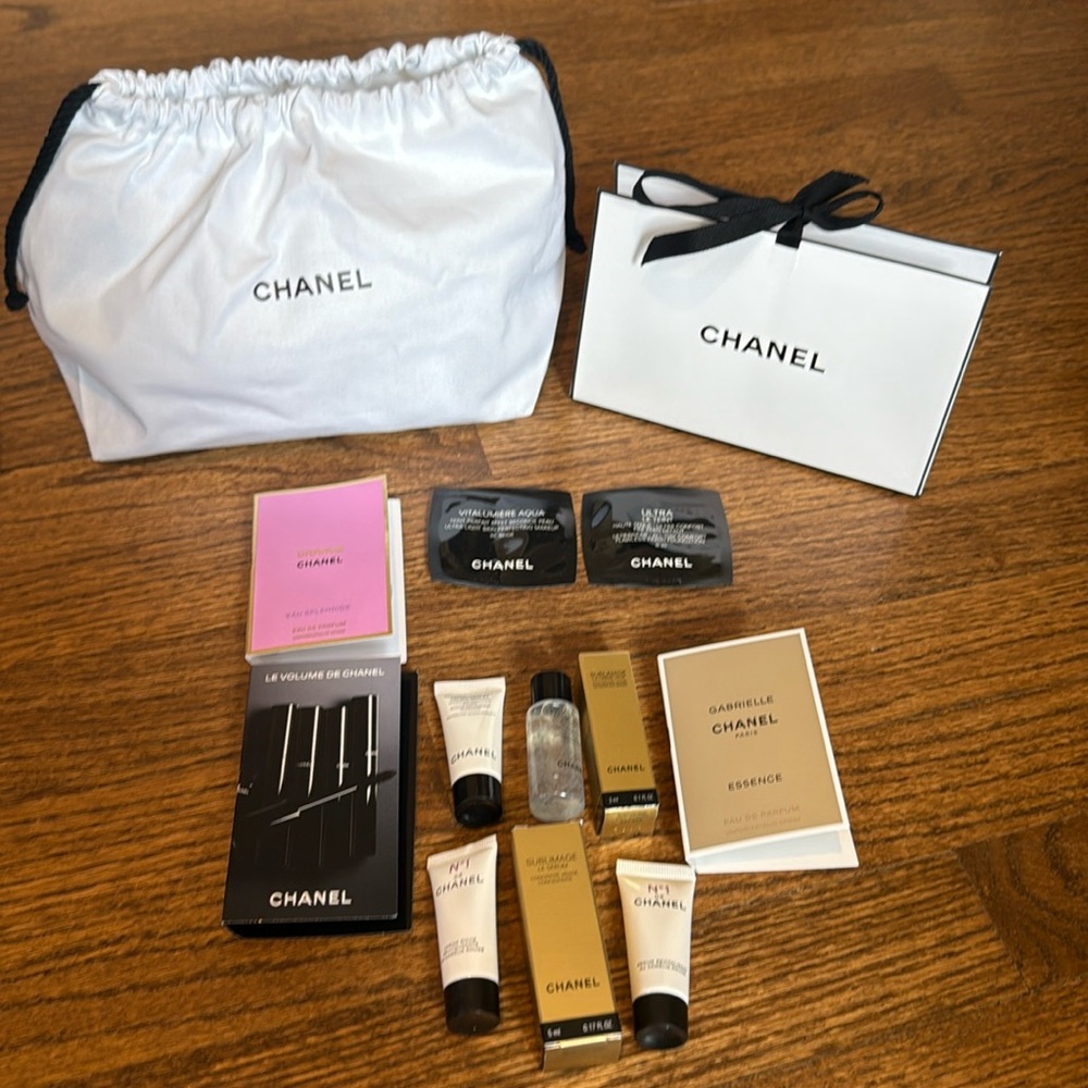 NWT Chanel beauty samples.